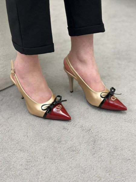 كعب valantino ❤