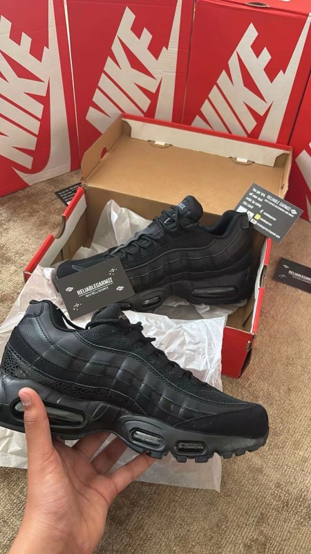 ‏Nike air max 95